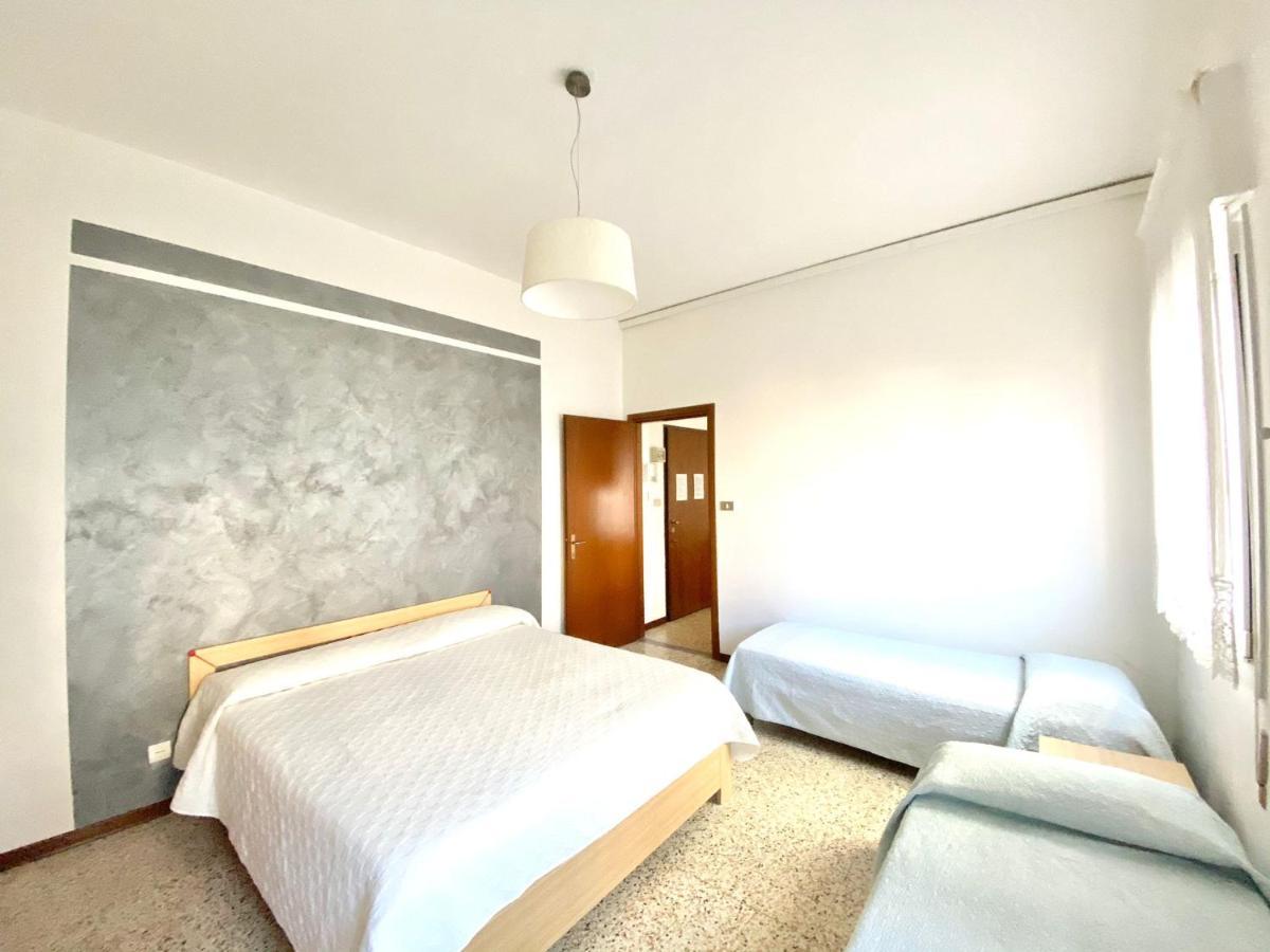 Euroresidence - Piazza Mazzini- 30 Mt Dal Mare - Immobil Relax Τζεσόλο Λίντο Εξωτερικό φωτογραφία